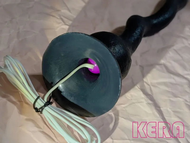 KERAディルド ねじこローター装着画像