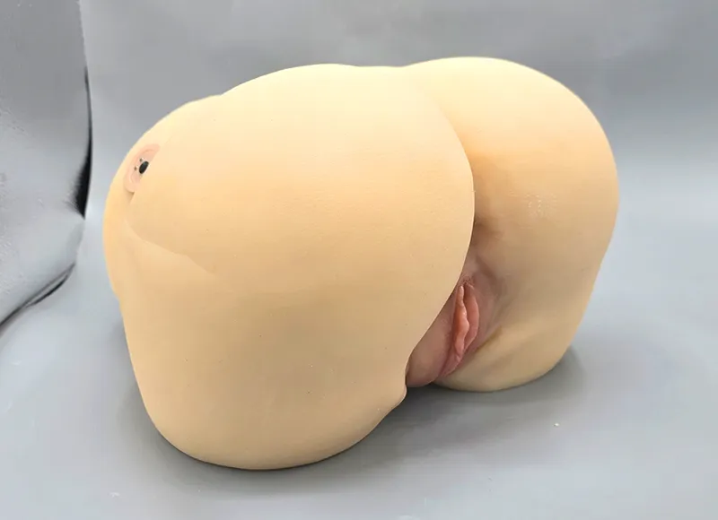 デカ尻