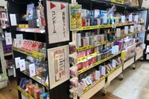 信長書店のコンドーム売り場